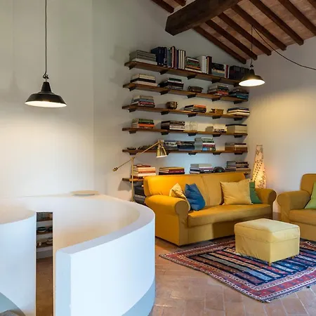 Podere Fabbrica 12, Emma *