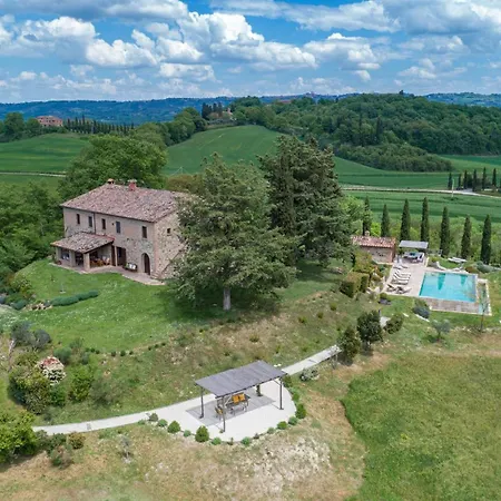 Vila Podere Fabbrica 12, Emma