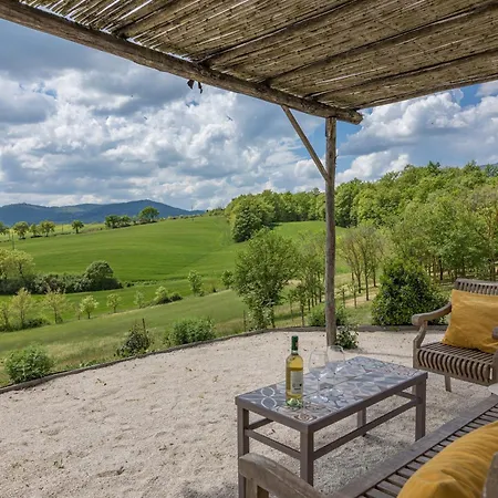 Podere Fabbrica 12, Emma Vila *