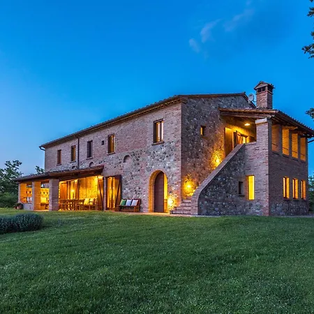 Villa Podere Fabbrica 12, Emma *